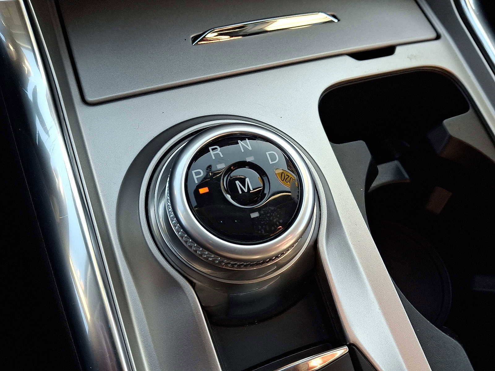 Certified 2020 Ford Explorer XLT w/ Equipment Group 202A image 15