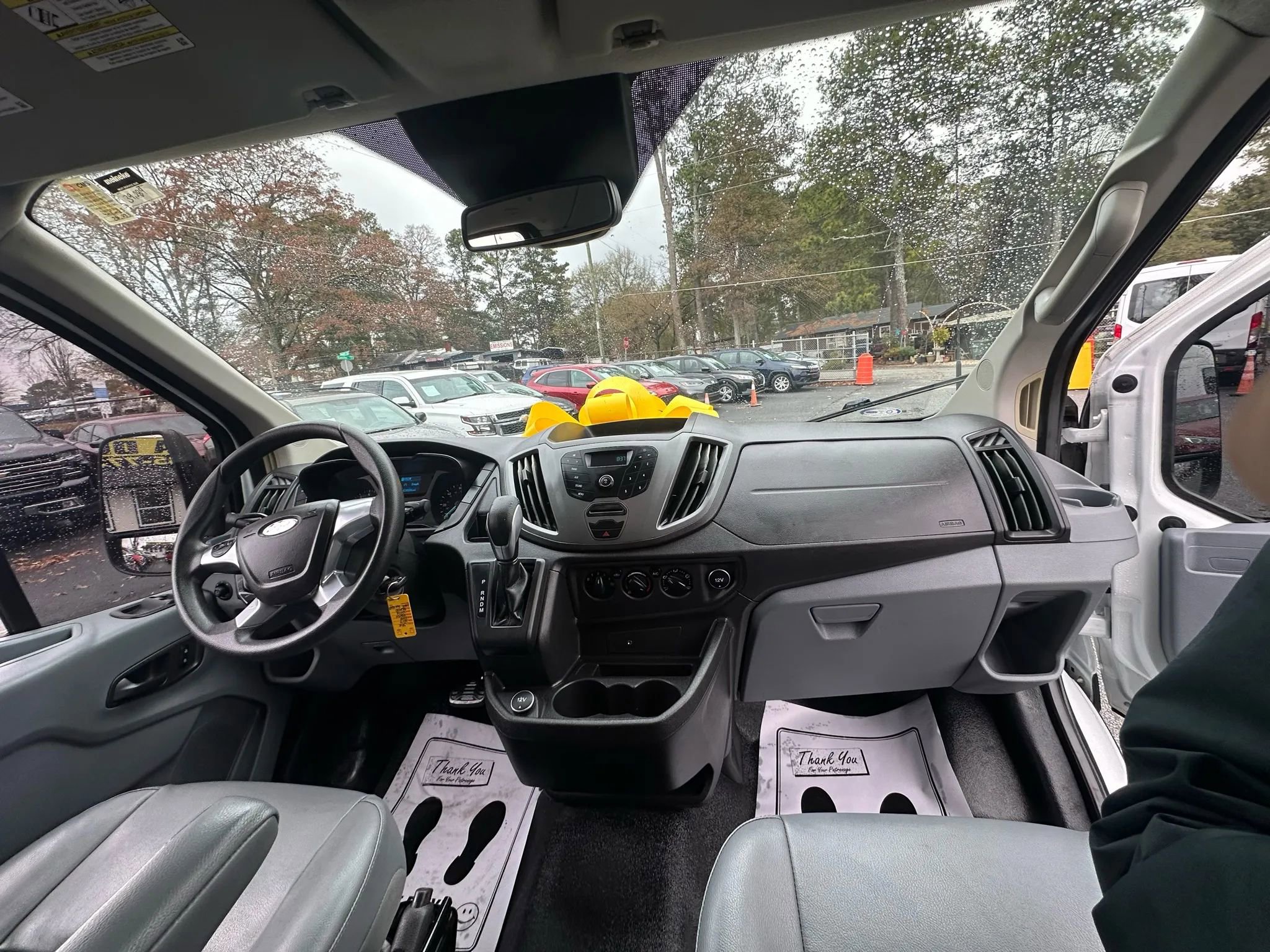 Used 2017 Ford Transit 350 XL image 18