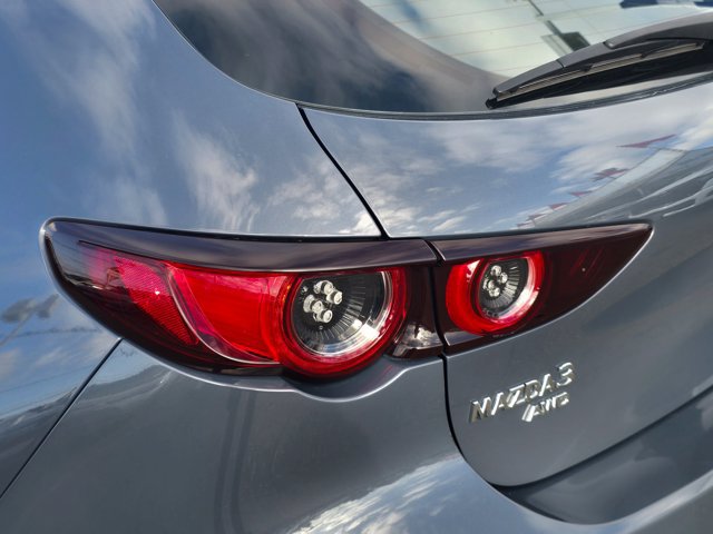 Used 2020 MAZDA MAZDA3 AWD Hatchback w/ Premium Pkg image 27