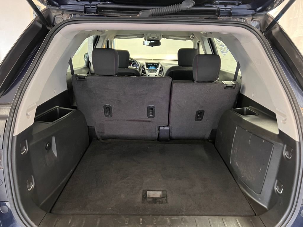 Used 2017 Chevrolet Equinox LS image 39