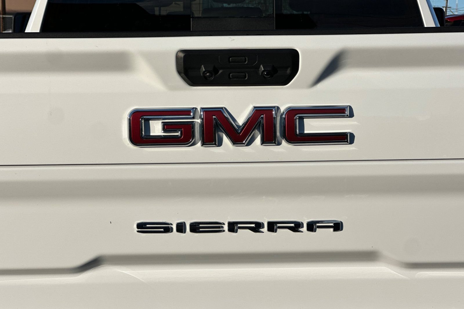 Used 2025 GMC Sierra 2500 AT4 w/ AT4 Premium Plus Package AWD/4WD image 99