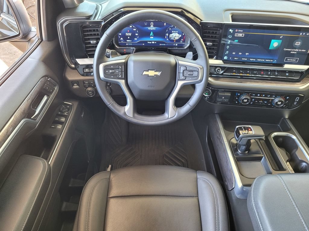 Used 2025 Chevrolet Silverado 1500 LTZ w/ LTZ Premium Package AWD/4WD image 8