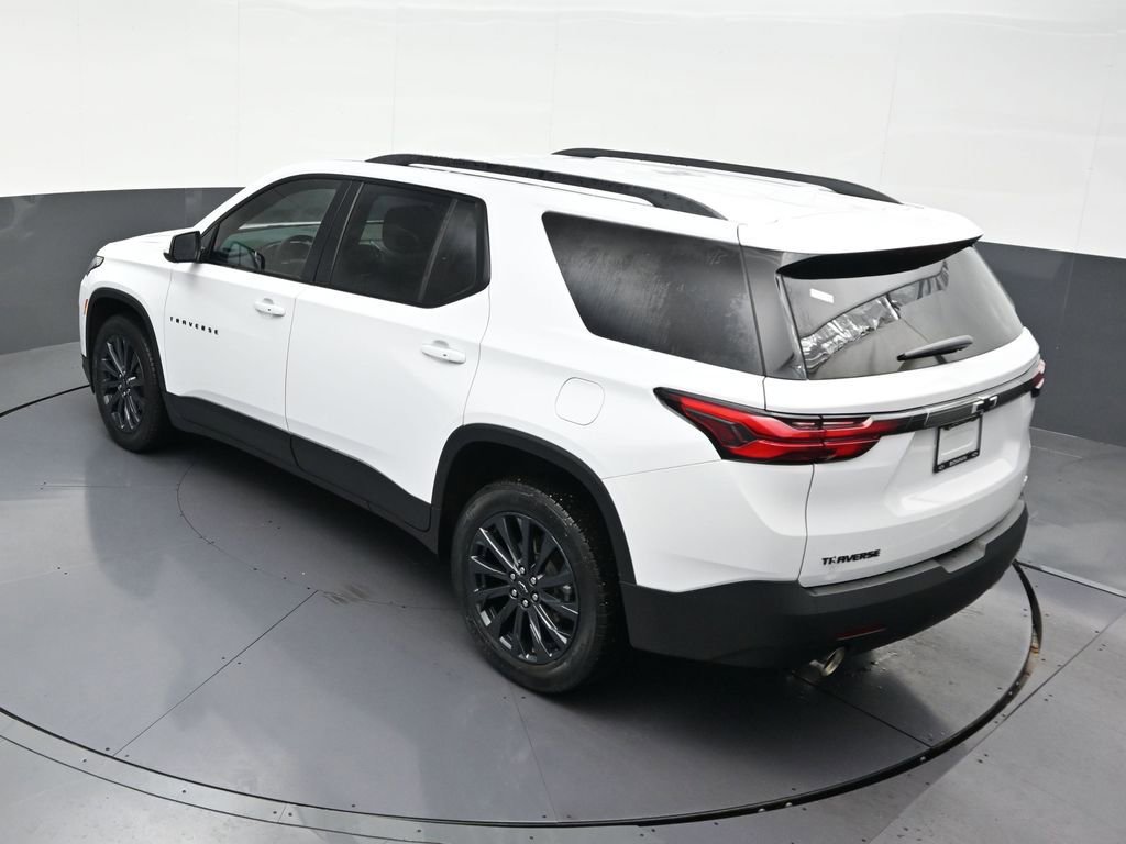 Used 2023 Chevrolet Traverse RS FWD image 18