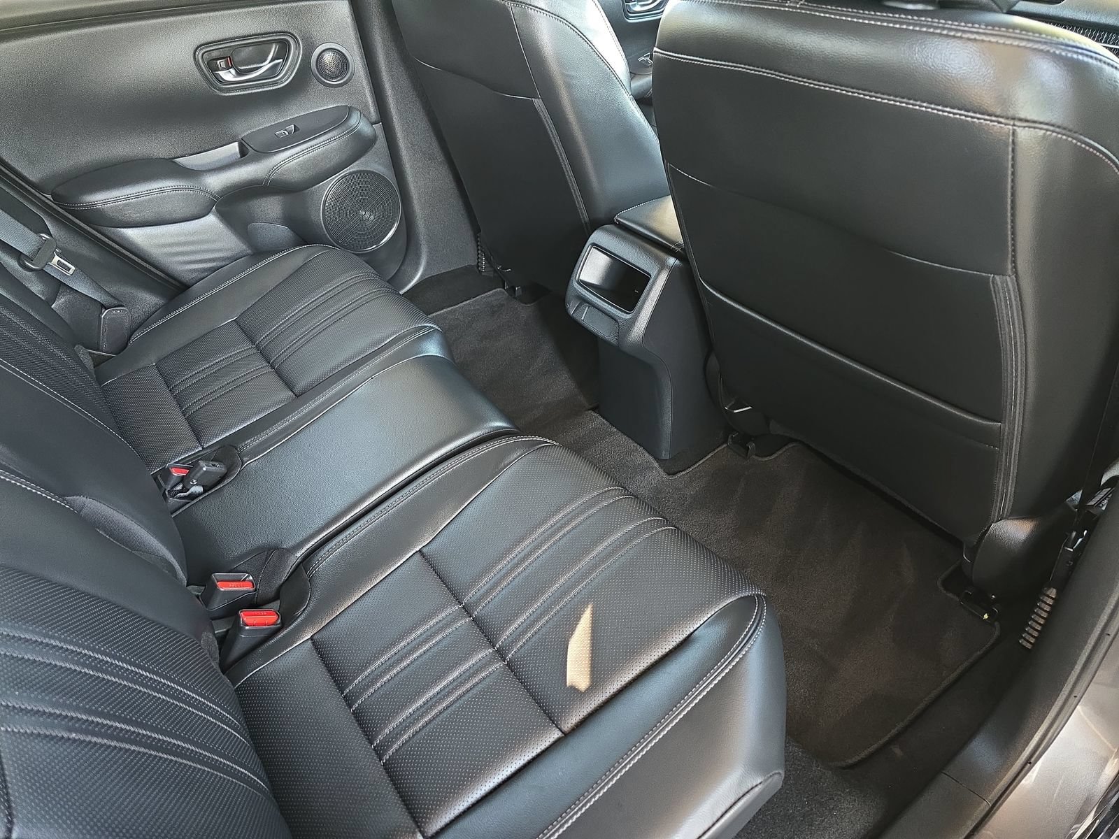 Certified 2024 Honda HR-V EX-L image 11