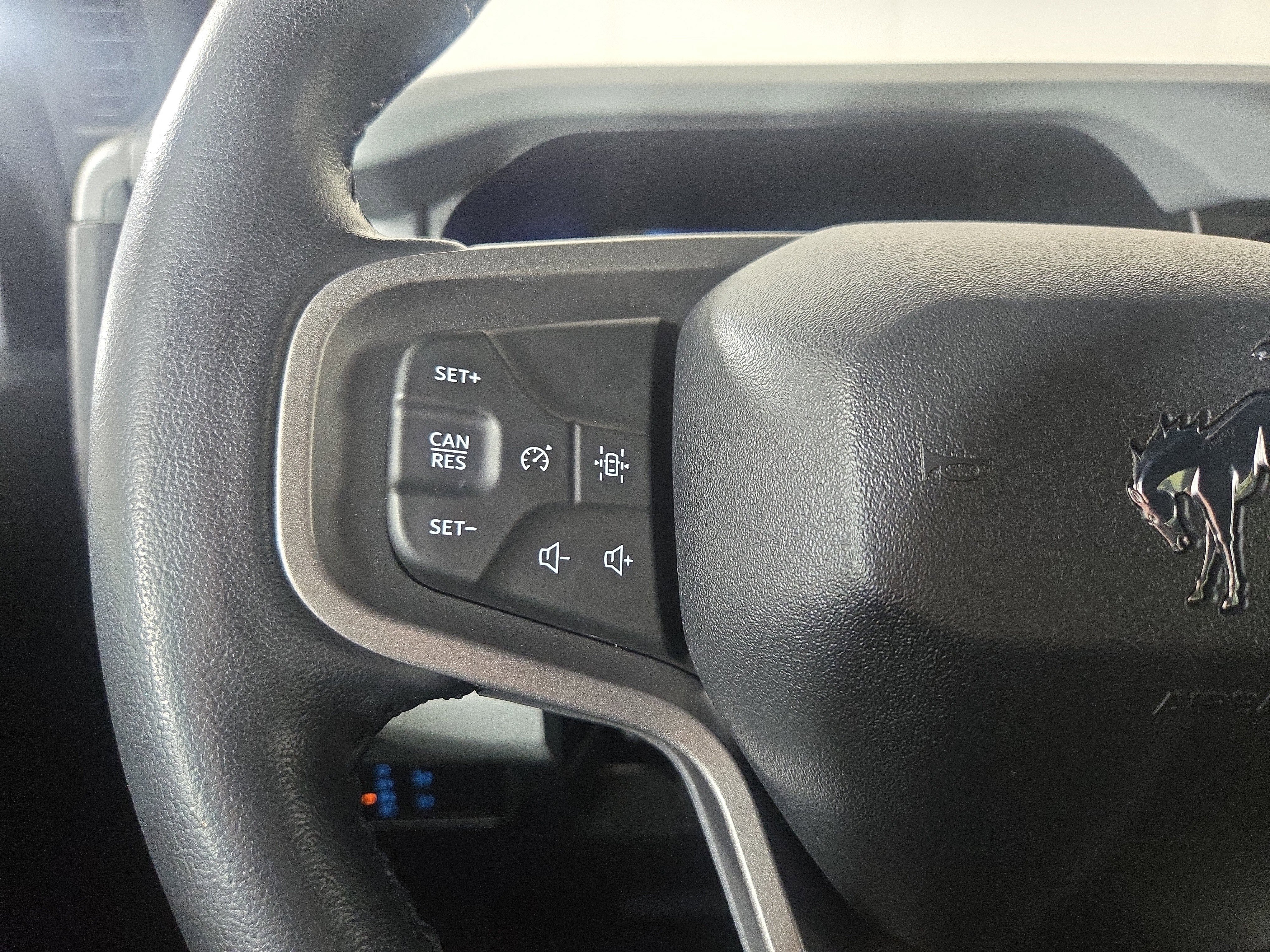 Used 2022 Ford Bronco Badlands image 16