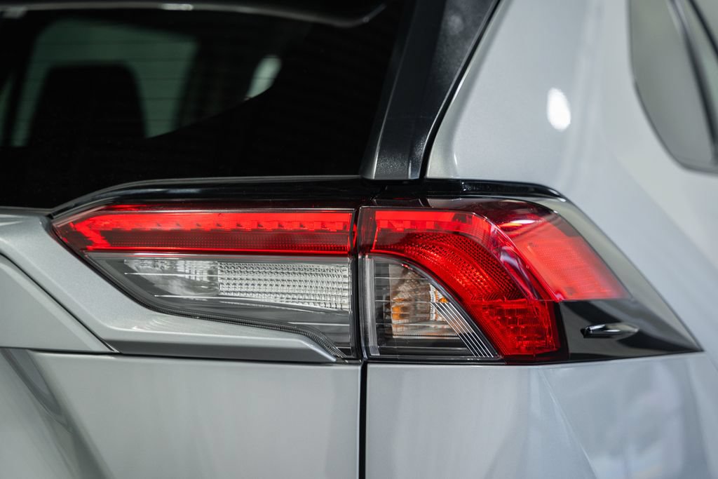 Certified 2025 Toyota RAV4 XLE AWD/4WD image 6