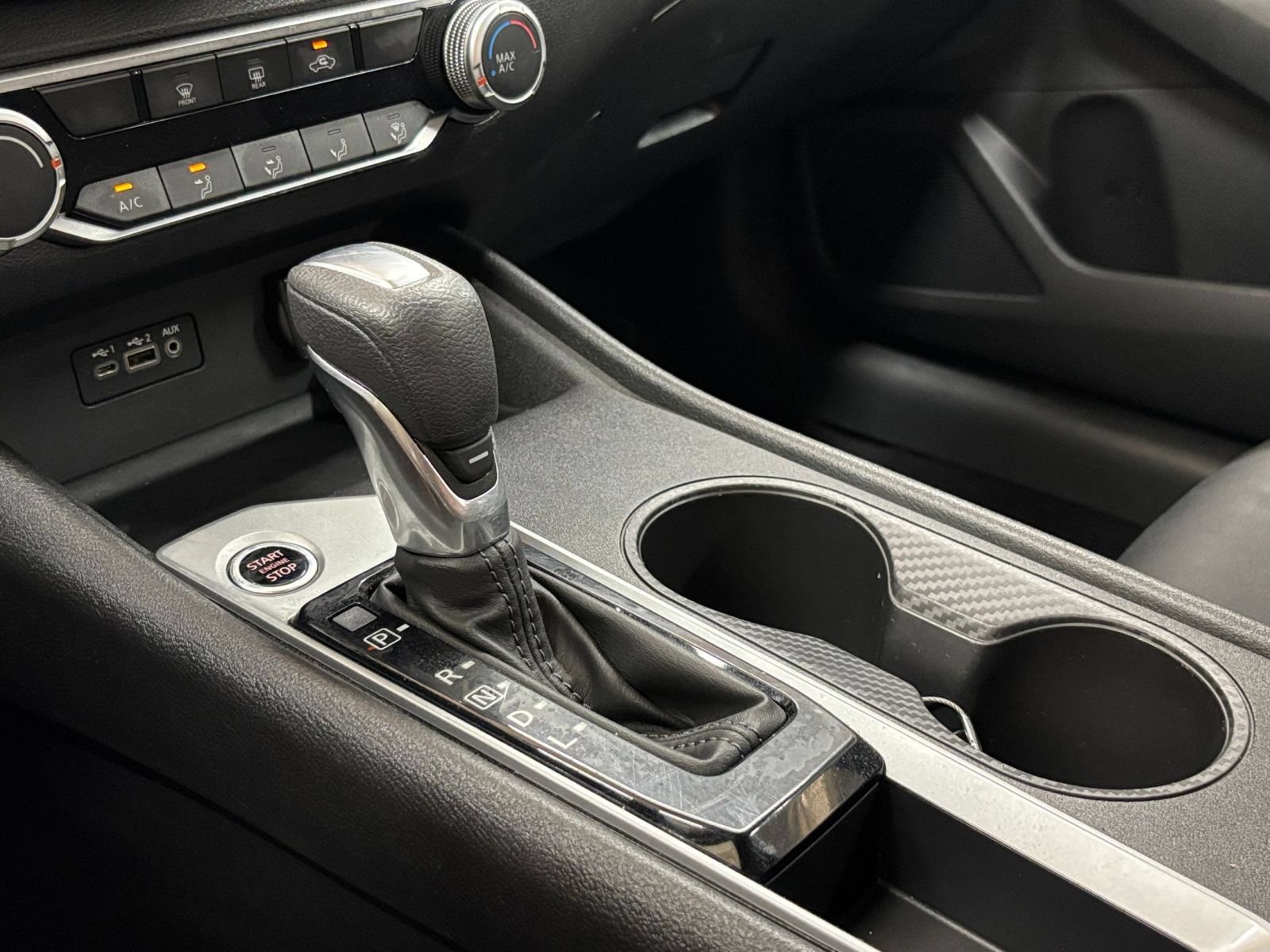 Used 2025 Nissan Altima 2.5 SV FWD image 40