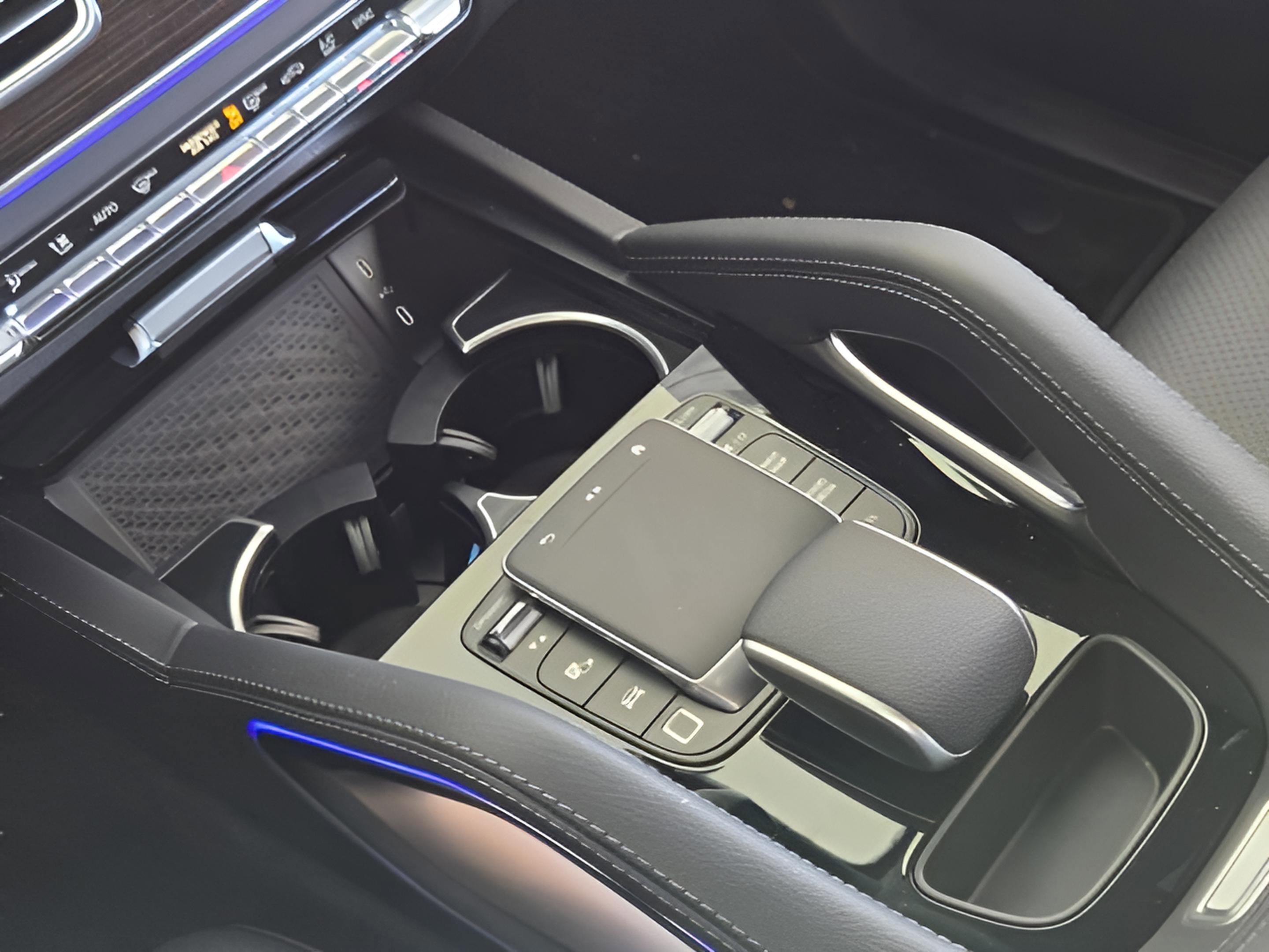 Used 2025 Mercedes-Benz GLE 350 4MATIC image 19