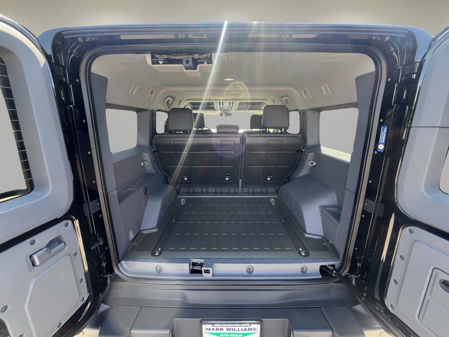 Used 2025 INEOS Grenadier Fieldmaster Edition image 28