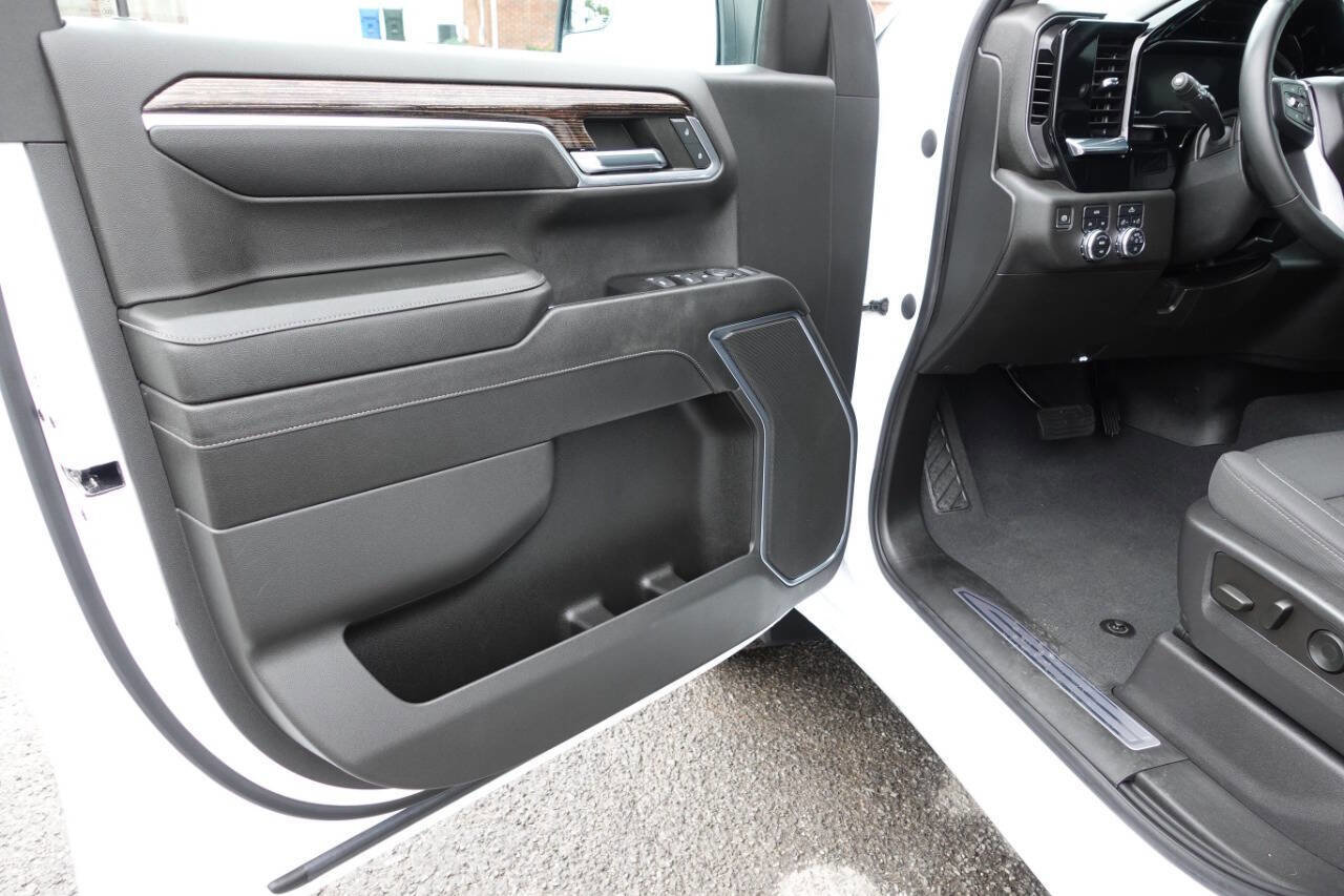 Used 2023 GMC Sierra 1500 Elevation image 15