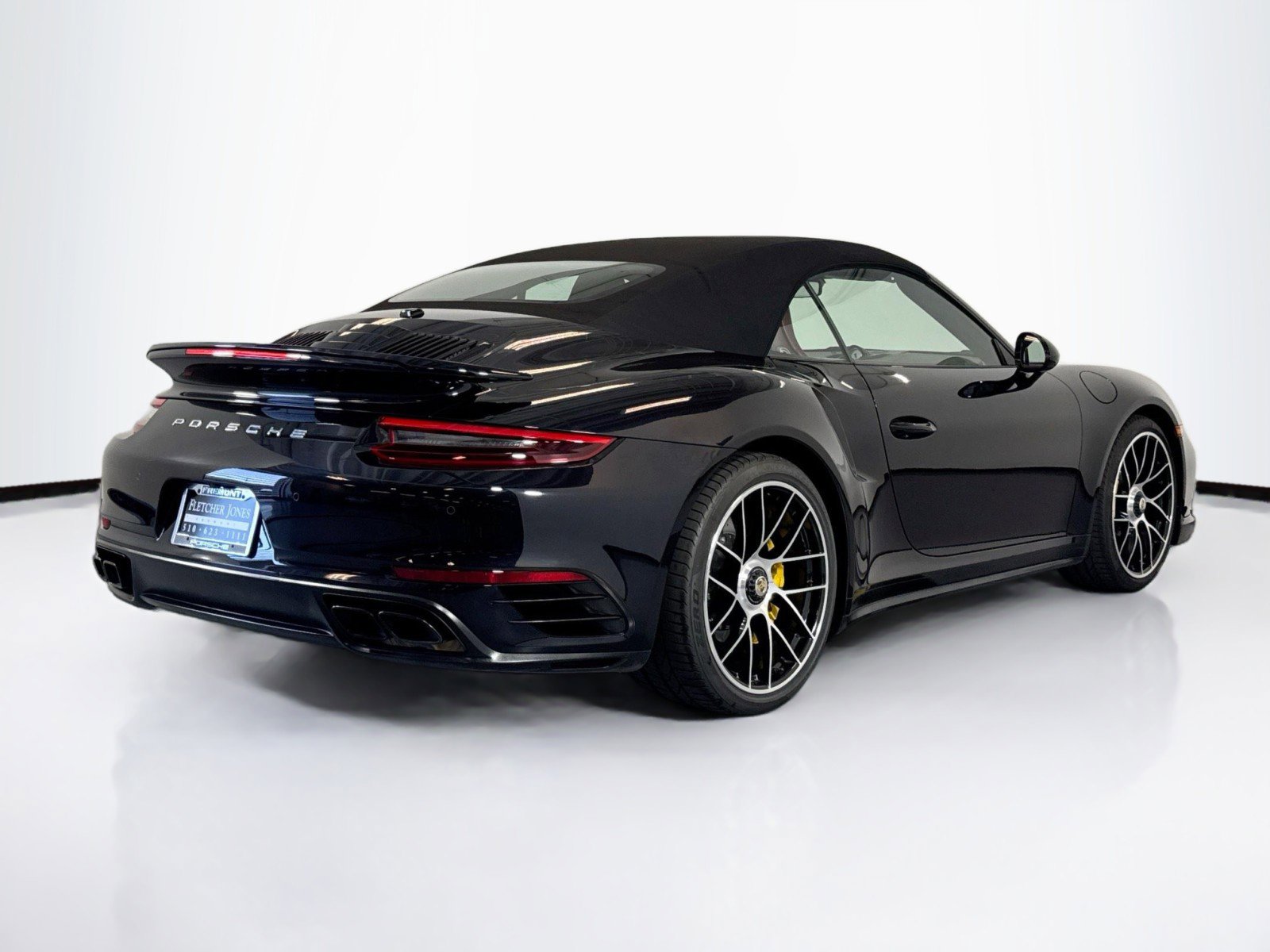 Certified 2018 Porsche 911 Turbo S image 9