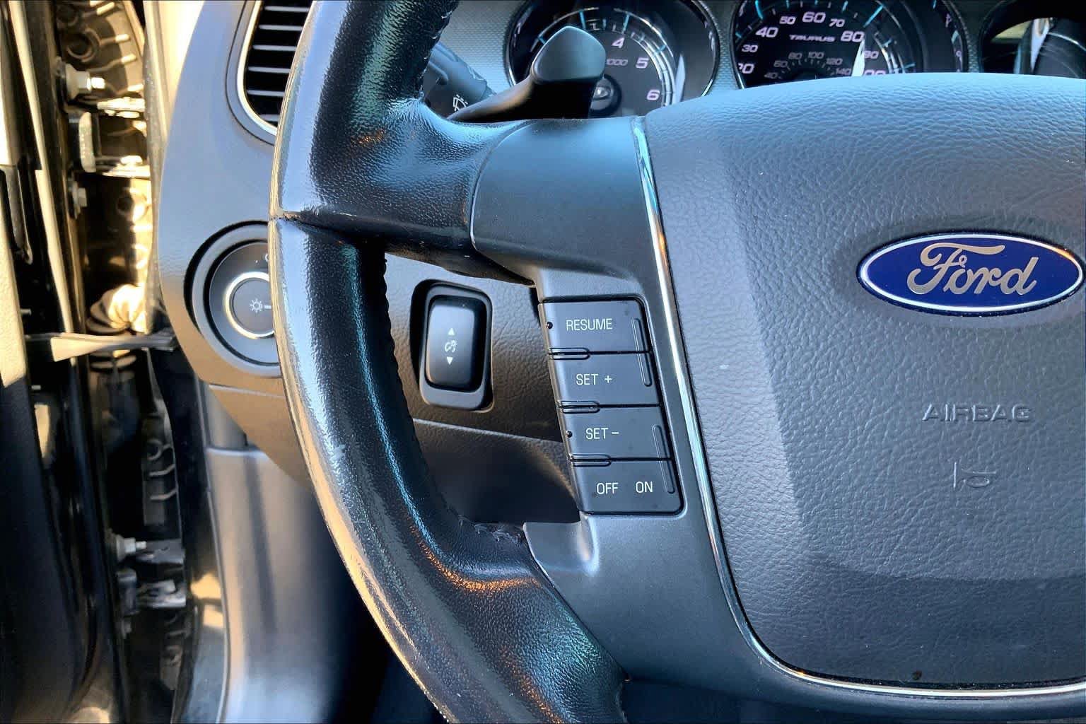 Used 2011 Ford Taurus SEL w/ 201A Rapid Spec Order Code FWD image 21