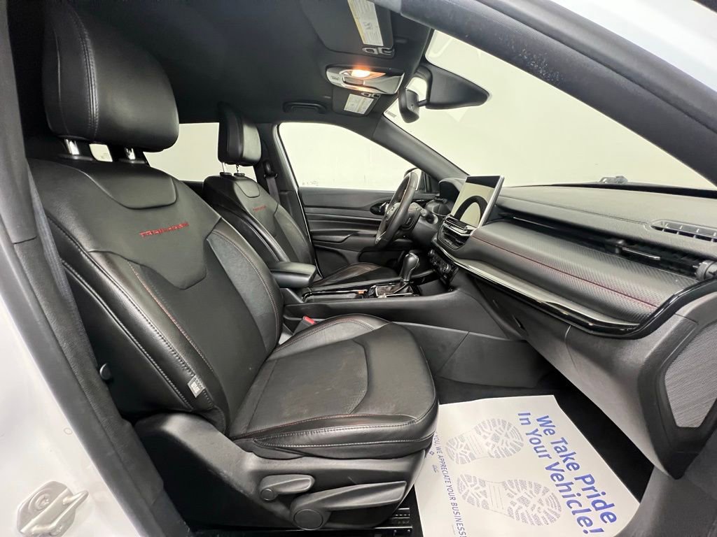 Used 2023 Jeep Compass Trailhawk image 10