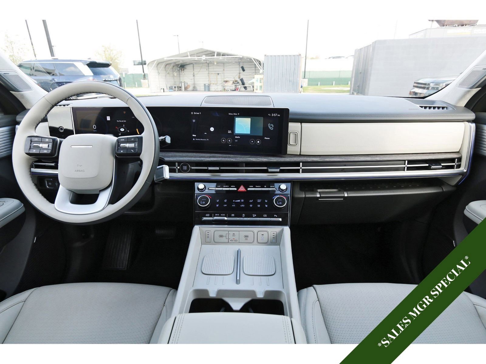 Used 2024 Hyundai Santa Fe Calligraphy image 11