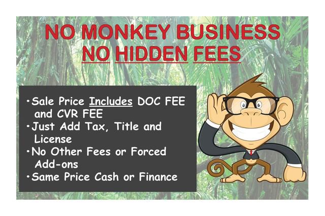 Used 2025 GMC Terrain Elevation image 3