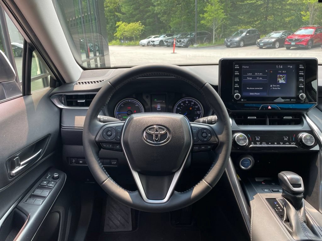 Used 2021 Toyota Venza LE w/ Carpet Mat Package (TMS) AWD/4WD image 13