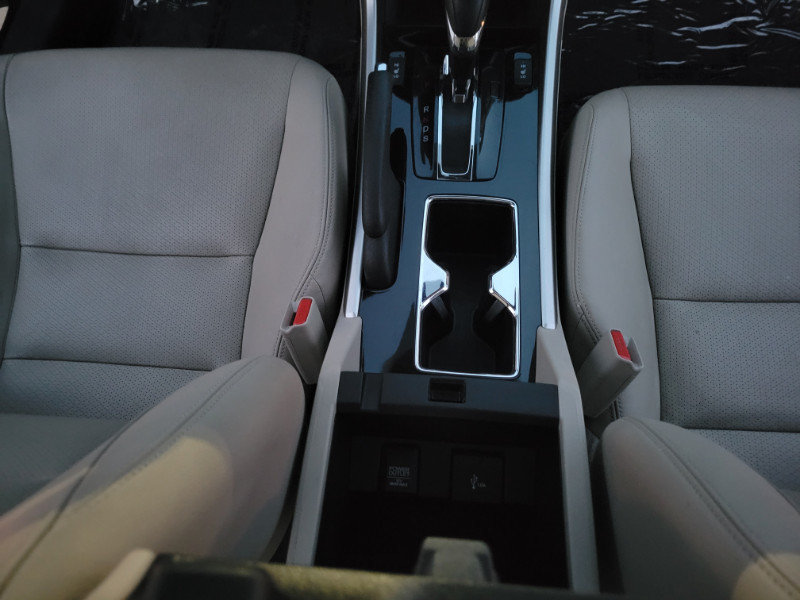 Used 2017 Honda Accord EX-L image 24