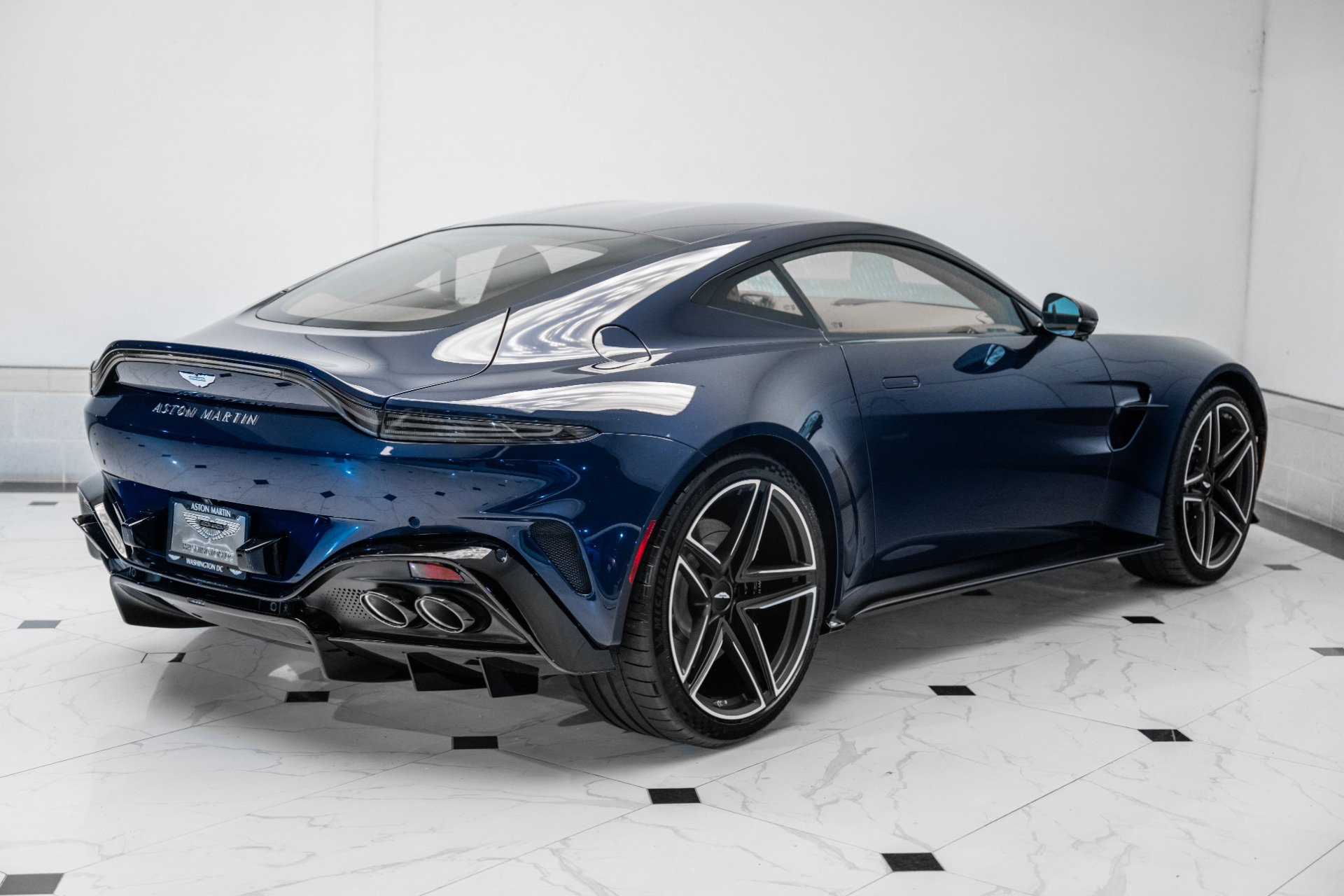 New 2026 Aston Martin V8 Vantage Coupe image 41