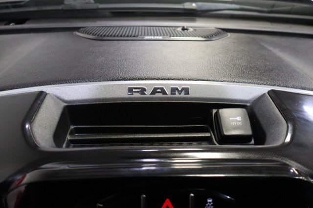 Used 2019 RAM 2500 Laramie w/ Black Appearance Package AWD/4WD image 61