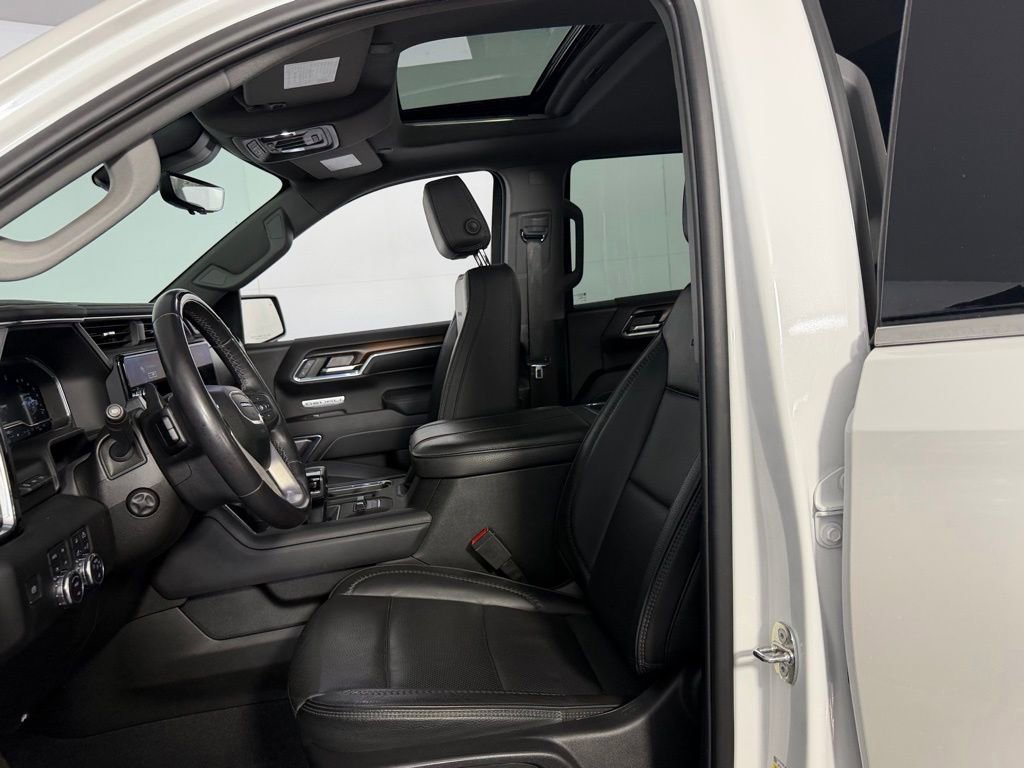 Used 2024 GMC Sierra 1500 Denali w/ Technology Package AWD/4WD image 20