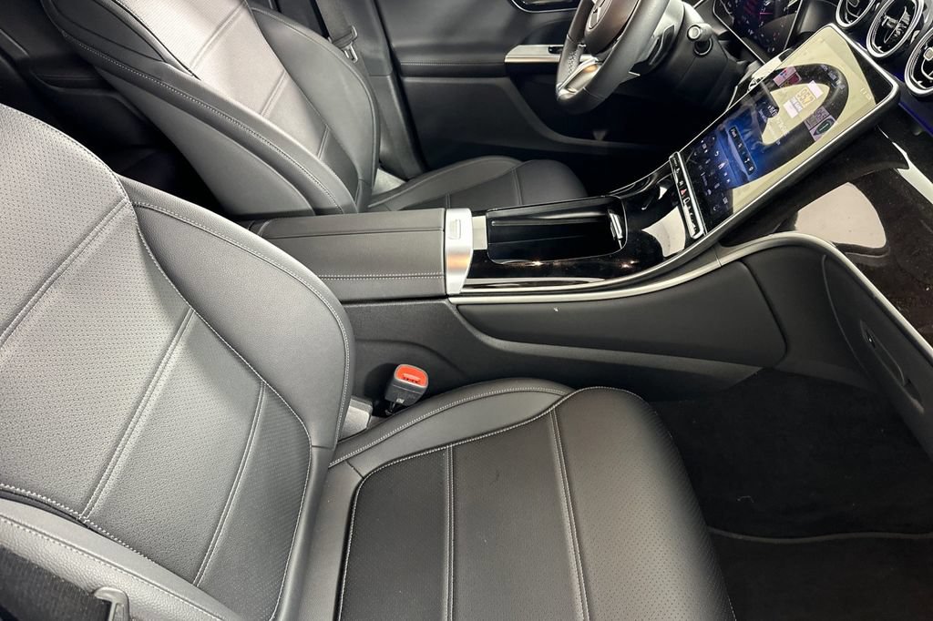 Certified 2026 Mercedes-Benz GLC 300 image 19