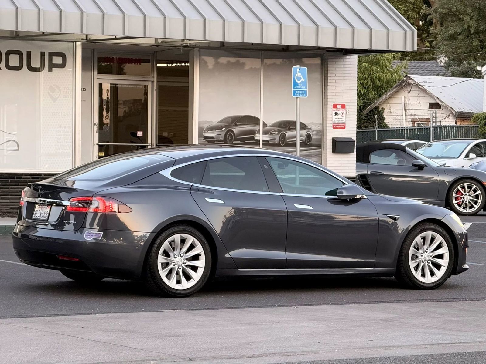 Used 2019 Tesla Model S Long Range AWD/4WD image 8