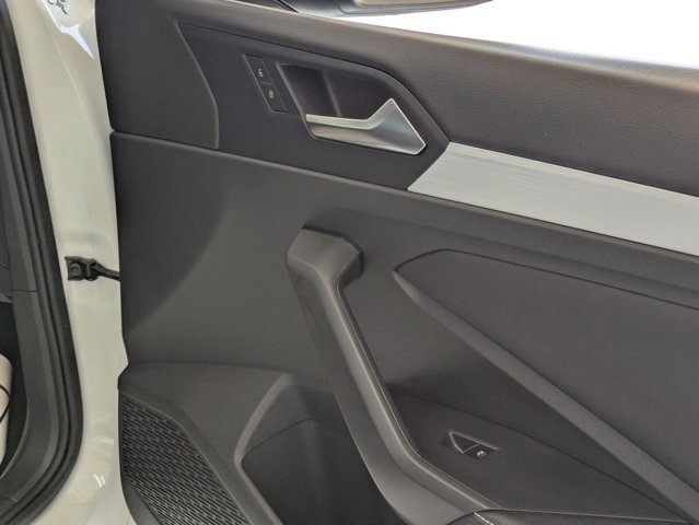 Used 2025 Volkswagen Jetta Sport image 33