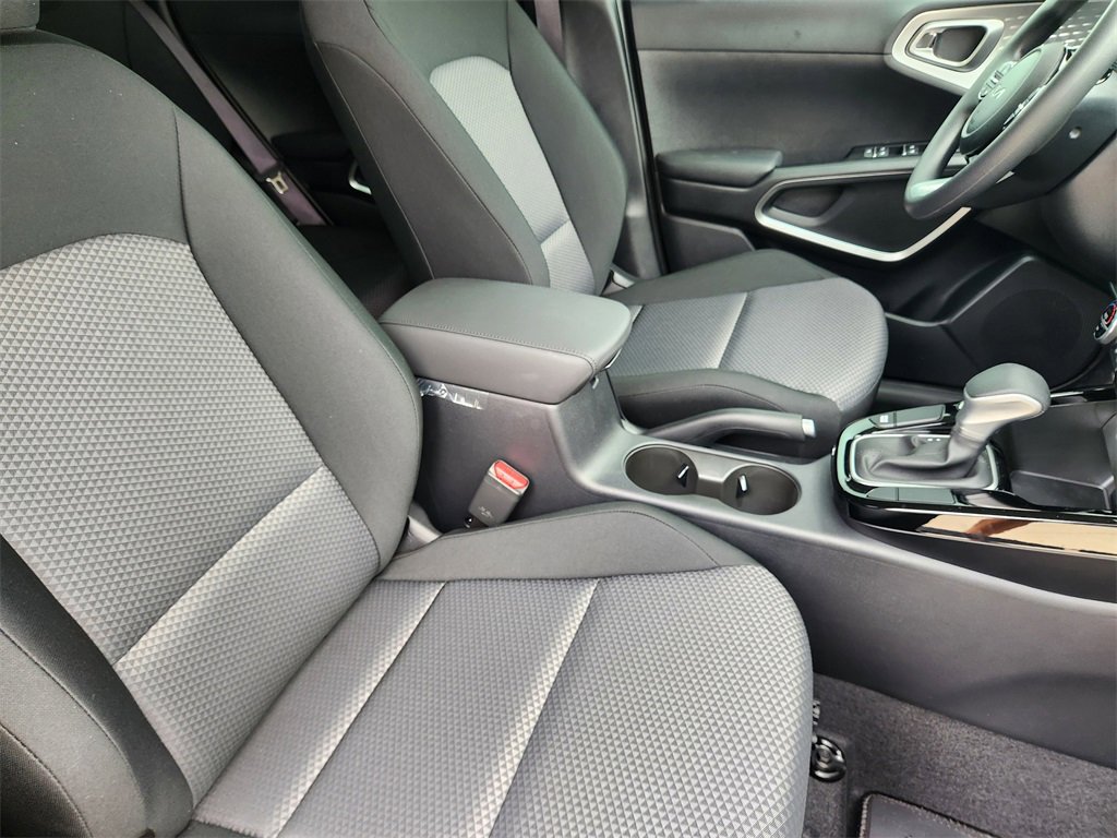 New 2025 Kia Soul S image 10