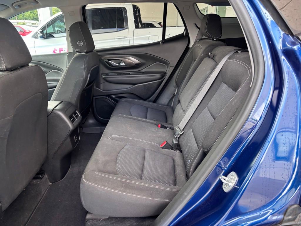 Used 2022 GMC Terrain SLE w/ Driver Convenience Package FWD image 13