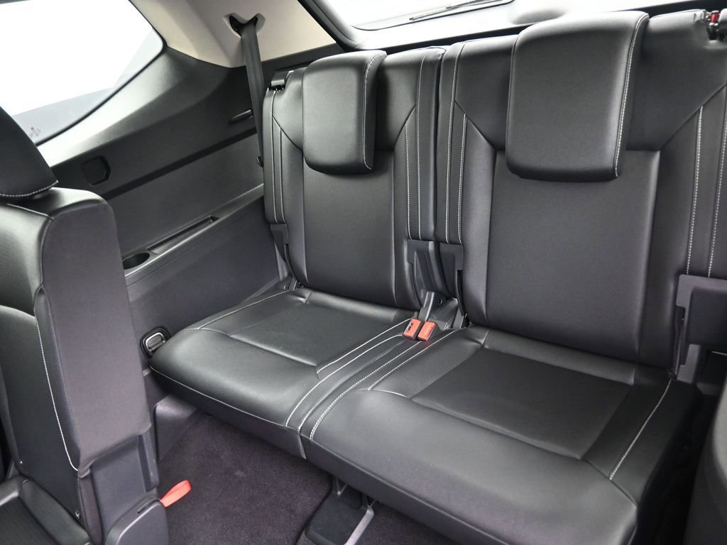 Used 2021 Volkswagen Atlas SE w/ Panoramic Sunroof Package image 12