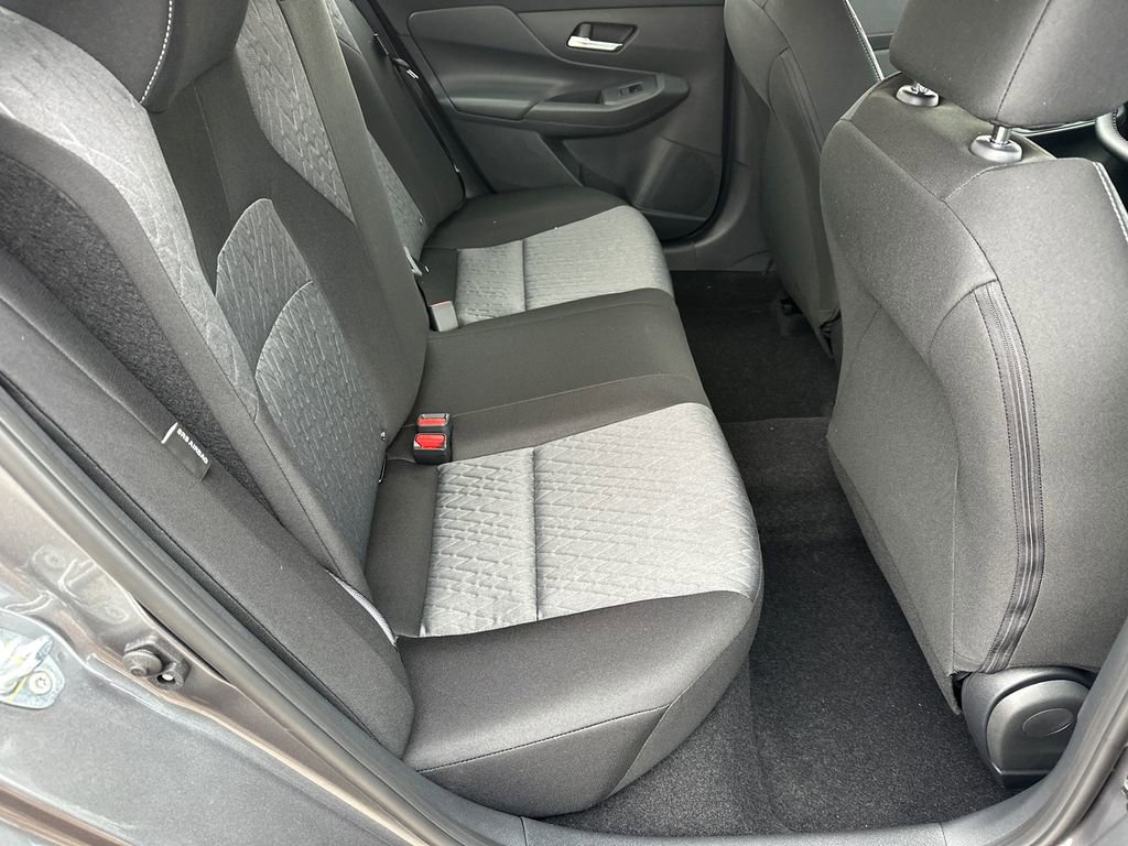 Used 2026 Nissan Sentra SV w/ SV Convenience Package image 15