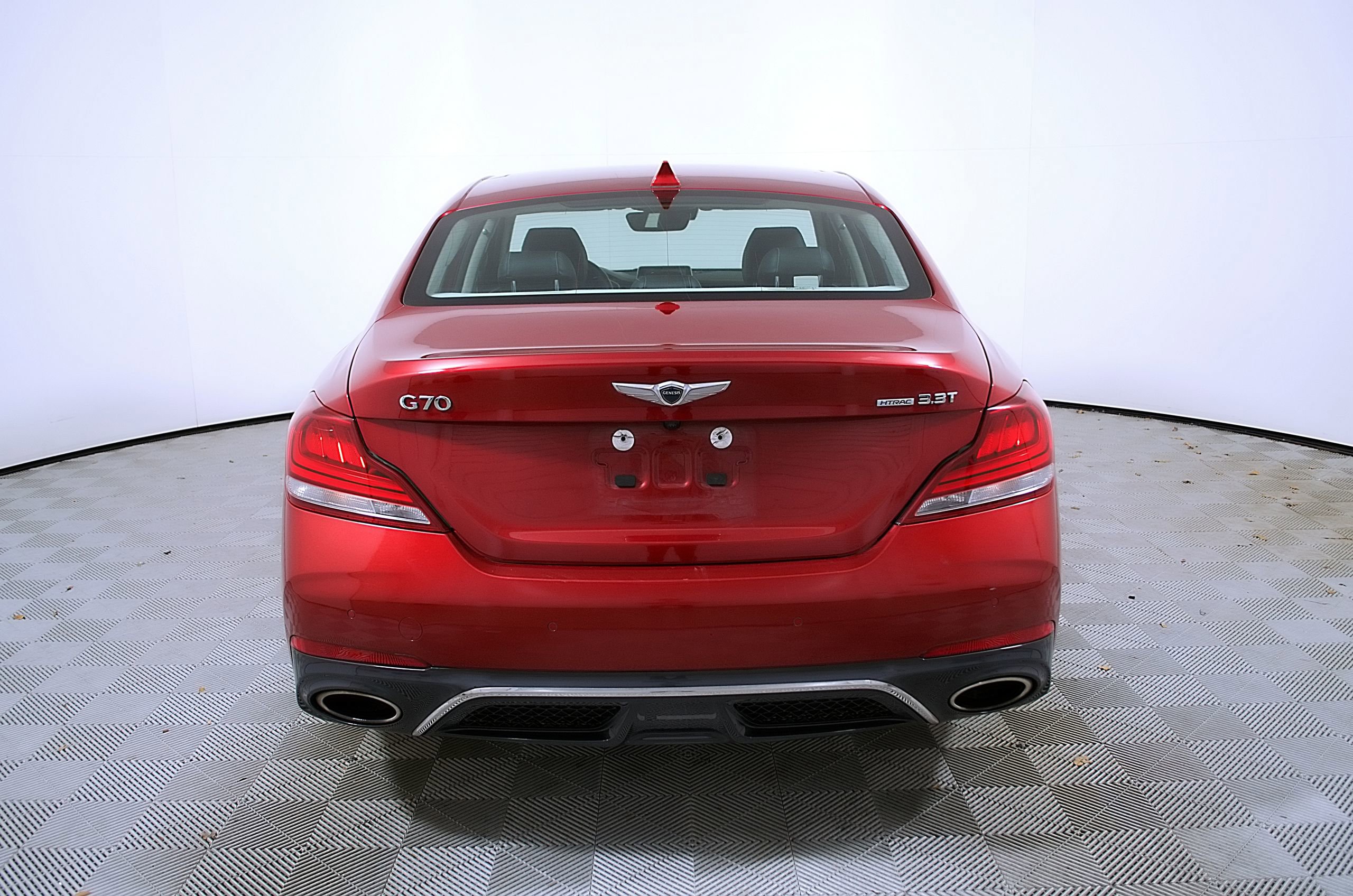 Used 2019 Genesis G70 3.3T Advanced w/ Prestige Package image 9