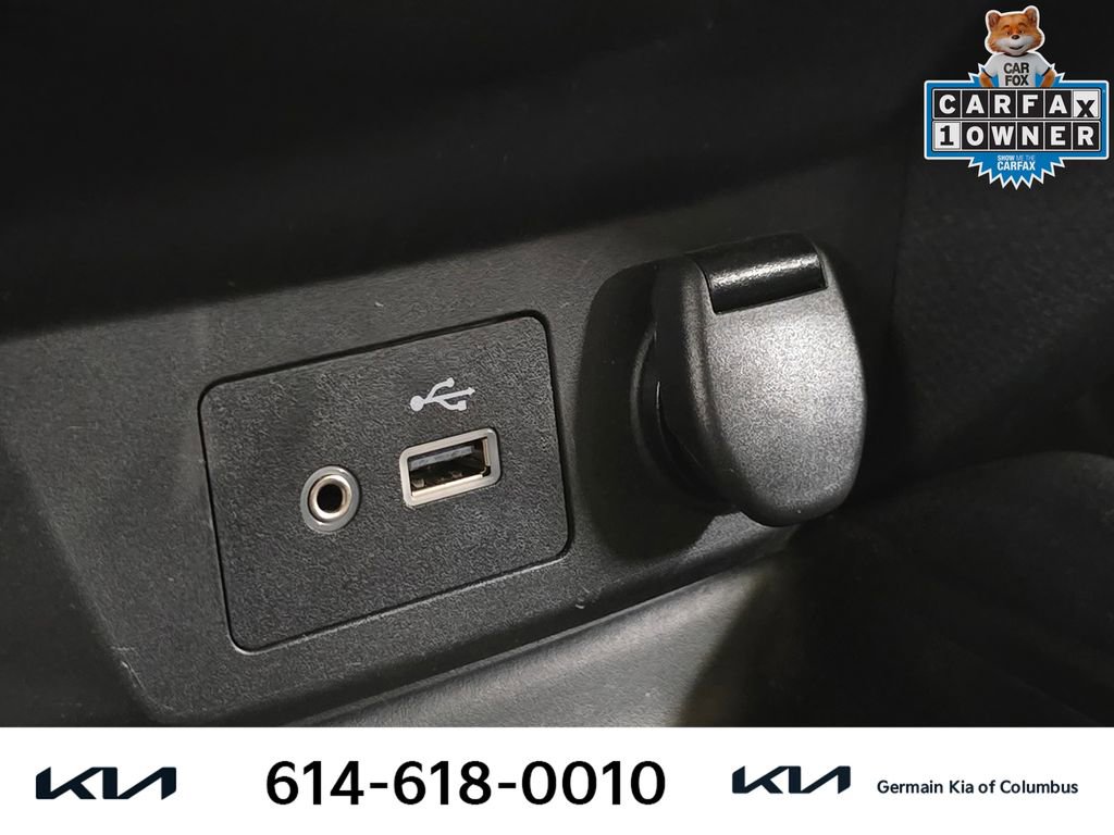 Used 2020 Nissan Rogue S image 30