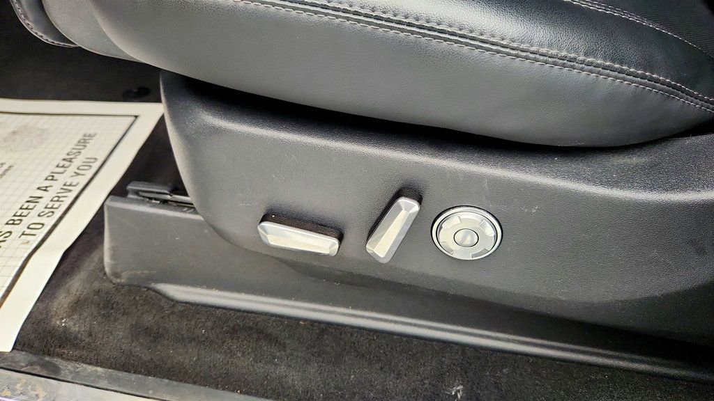 Used 2025 Lincoln Navigator Reserve w/ Jet Appearance Package image 11