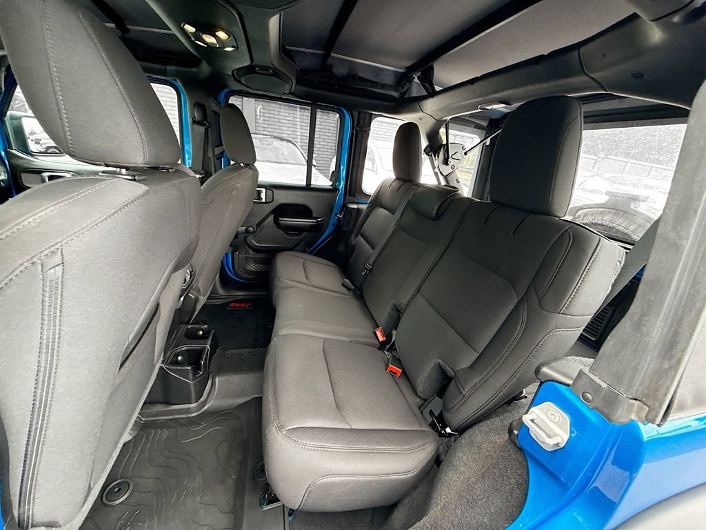 Used 2021 Jeep Wrangler Unlimited Sport image 27