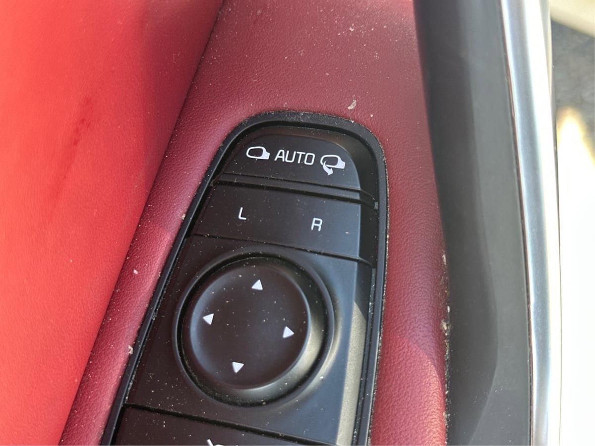 Used 2019 Kia Stinger GT2 AWD/4WD image 19
