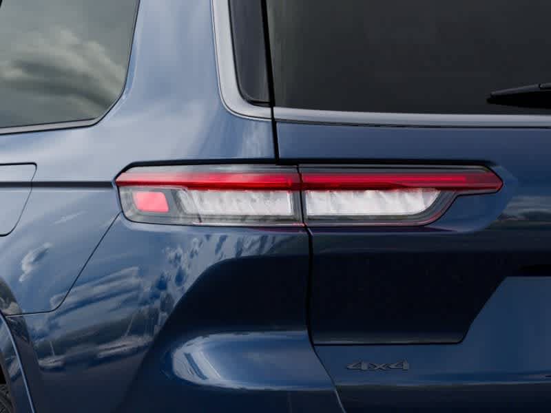 New 2027 Jeep Grand Cherokee L Limited AWD/4WD image 9