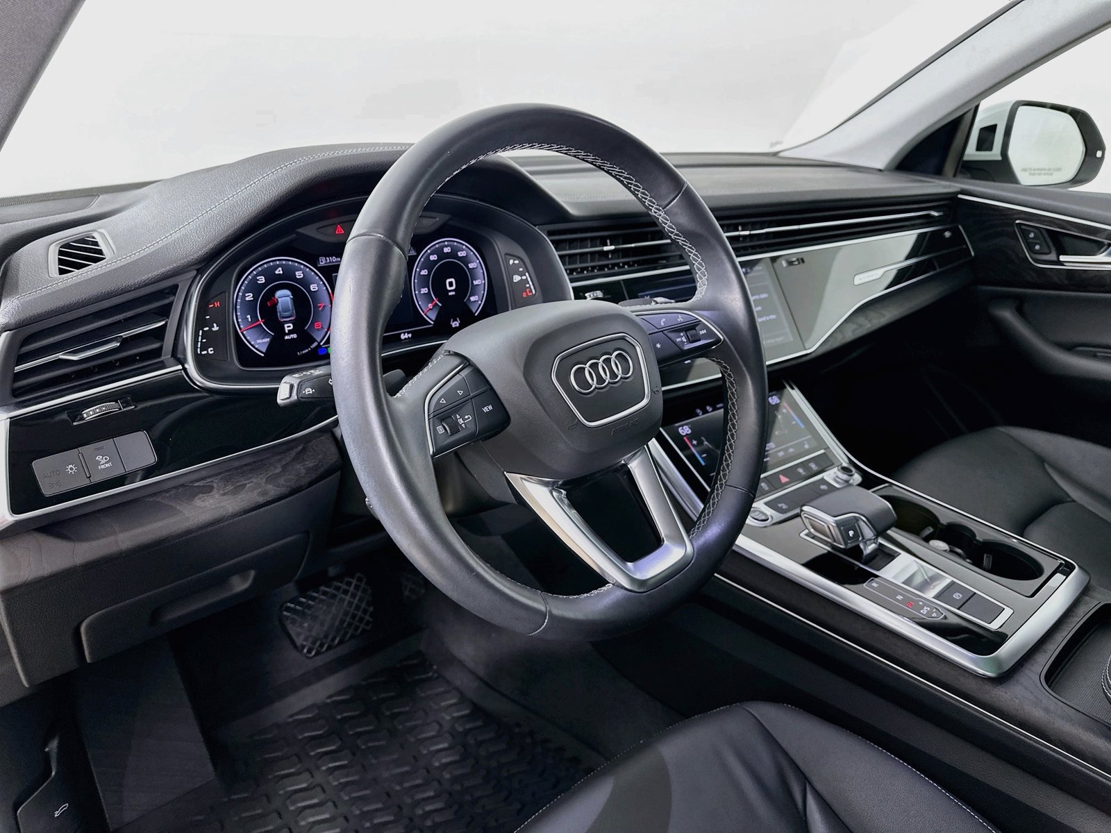 Certified 2023 Audi Q8 Premium w/ Convenience Package AWD/4WD image 31