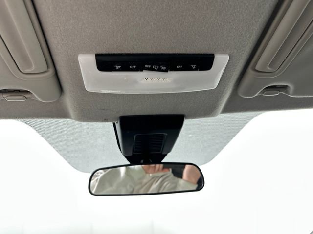 Used 2023 Nissan Kicks SV image 24
