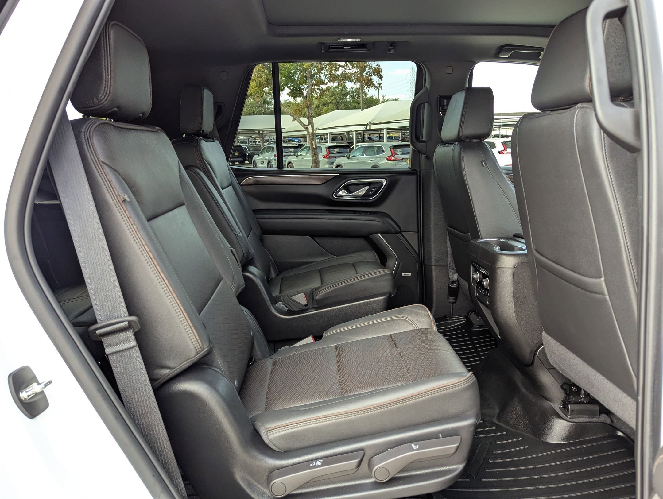 Used 2022 Chevrolet Tahoe High Country image 26
