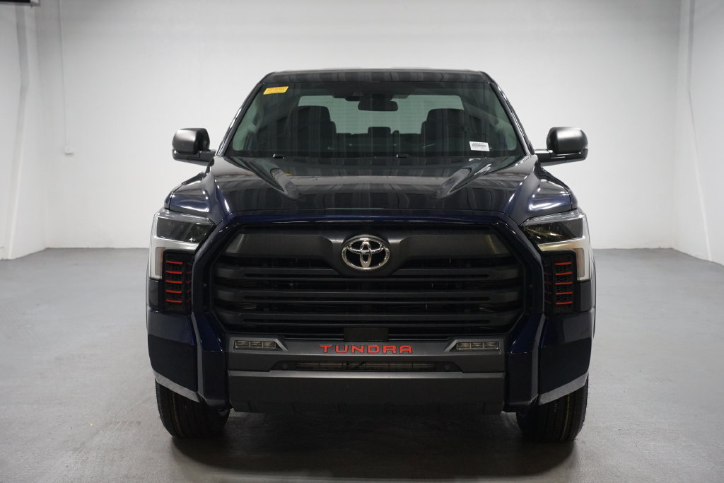 Used 2023 Toyota Tundra SR5 w/ SR5 Premium Package AWD/4WD image 2