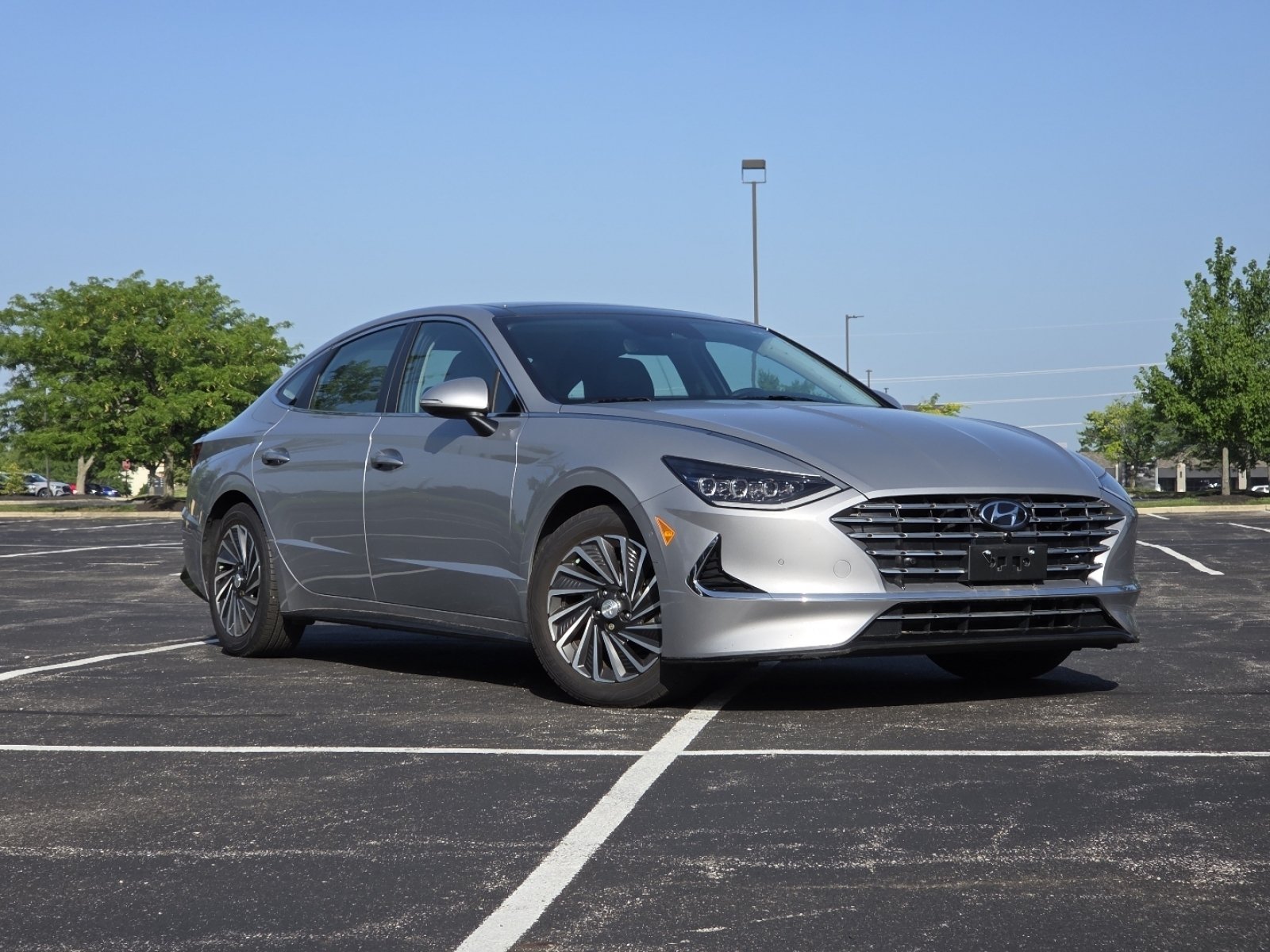 Used 2023 Hyundai Sonata Limited FWD video 2
