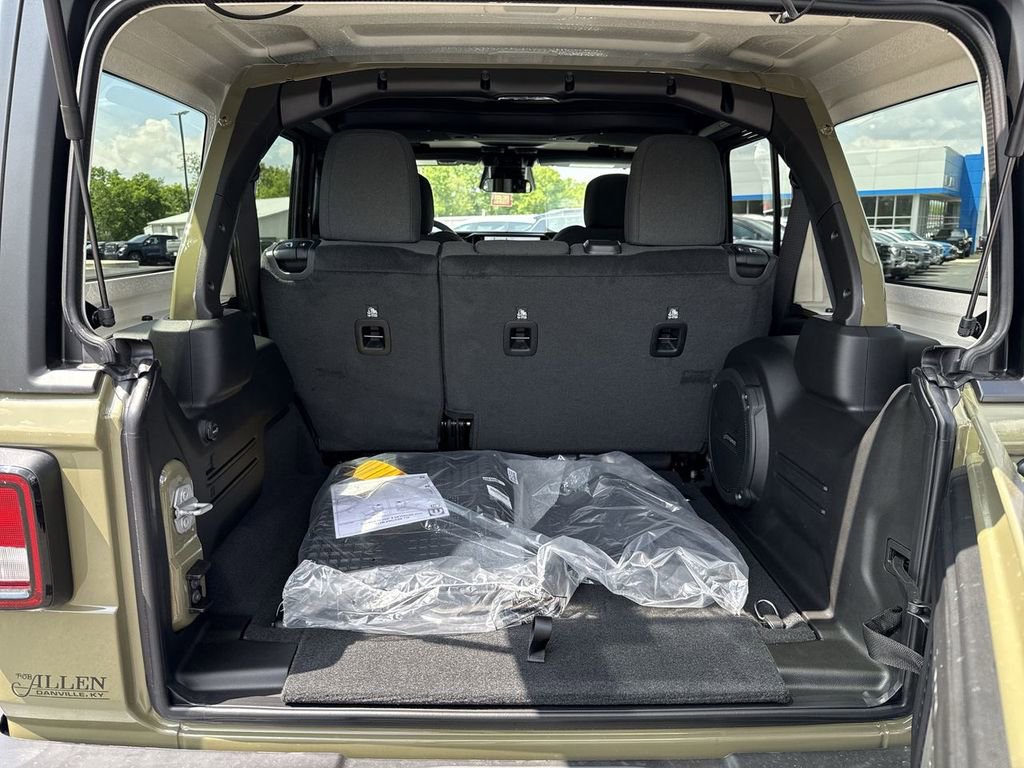 New 2026 Jeep Wrangler Unlimited Sport AWD/4WD image 17