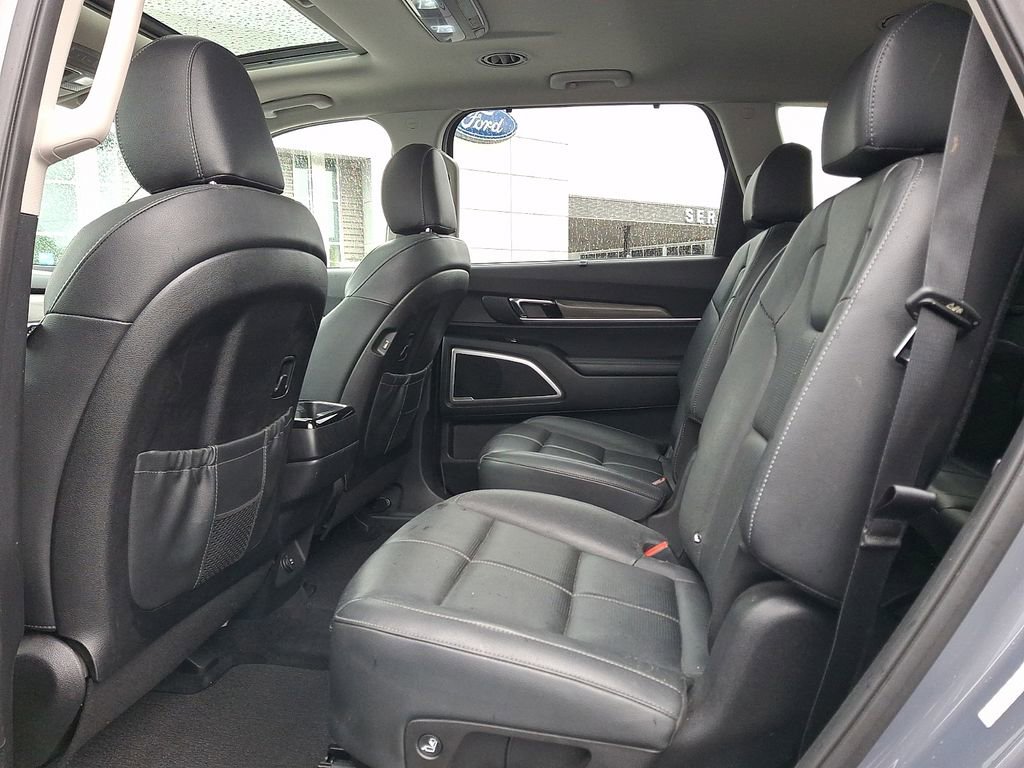 Used 2021 Kia Telluride EX w/ EX Premium Package FWD image 10