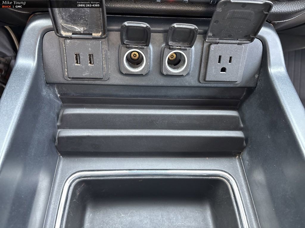 Used 2018 Chevrolet Silverado 2500 High Country image 28