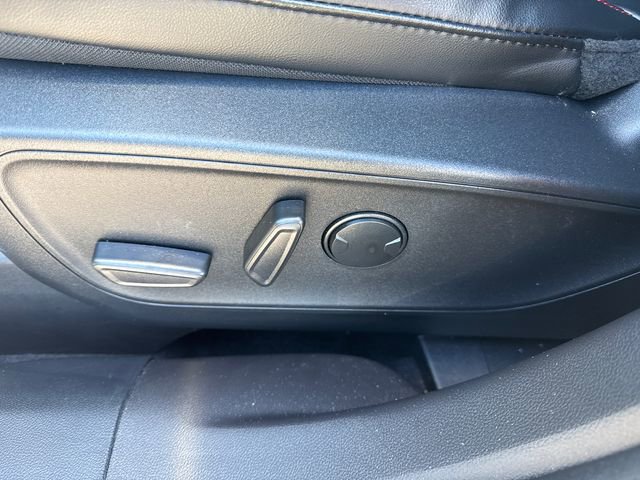 Used 2024 Ford Escape ST-Line Select w/ Tech Pack #2 image 23