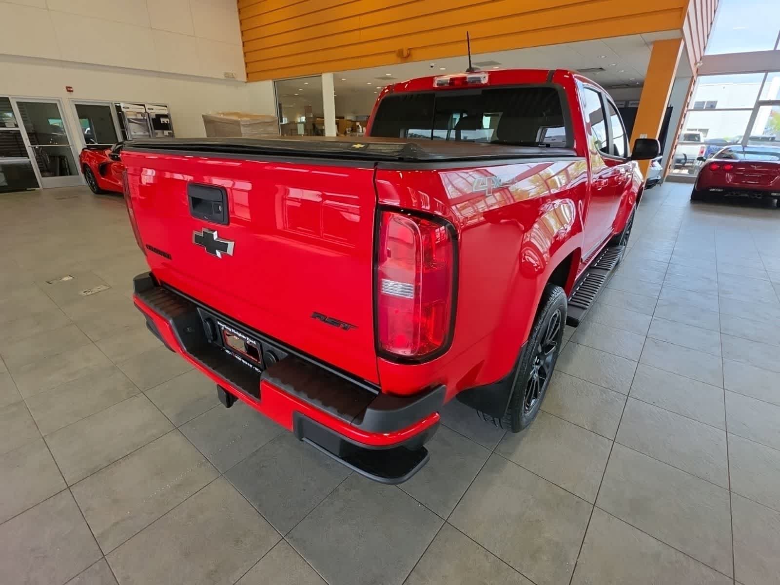 Used 2019 Chevrolet Colorado LT w/ Colorado RST Special Edition AWD/4WD image 9