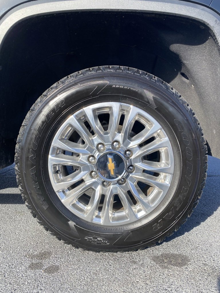 Used 2022 Chevrolet Silverado 2500 High Country image 31