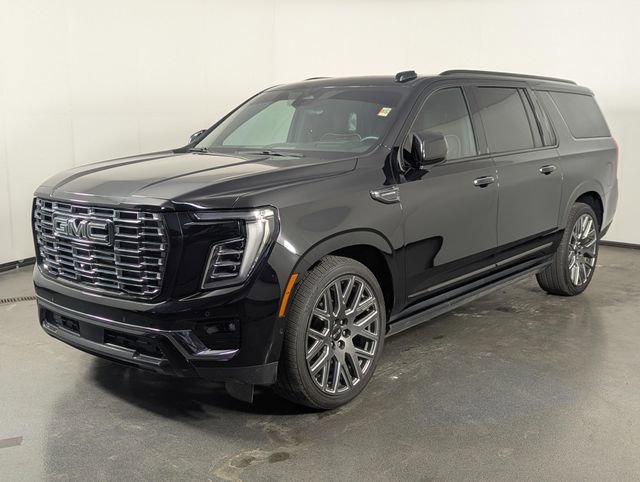 Used 2025 GMC Yukon XL Denali Ultimate image 4