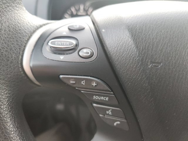 Used 2017 Nissan Pathfinder S FWD image 30